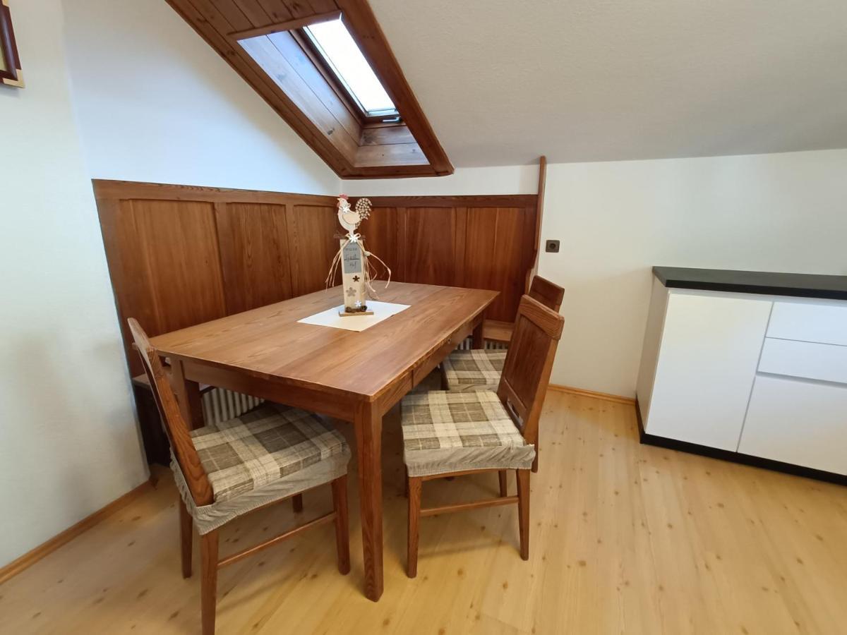 Gosthof Kastelruth Apartamento Exterior foto