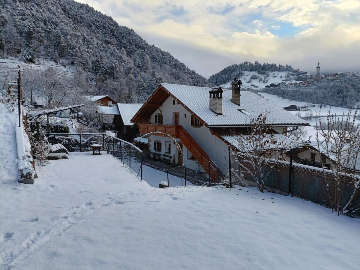 Gosthof Kastelruth Apartamento Exterior foto