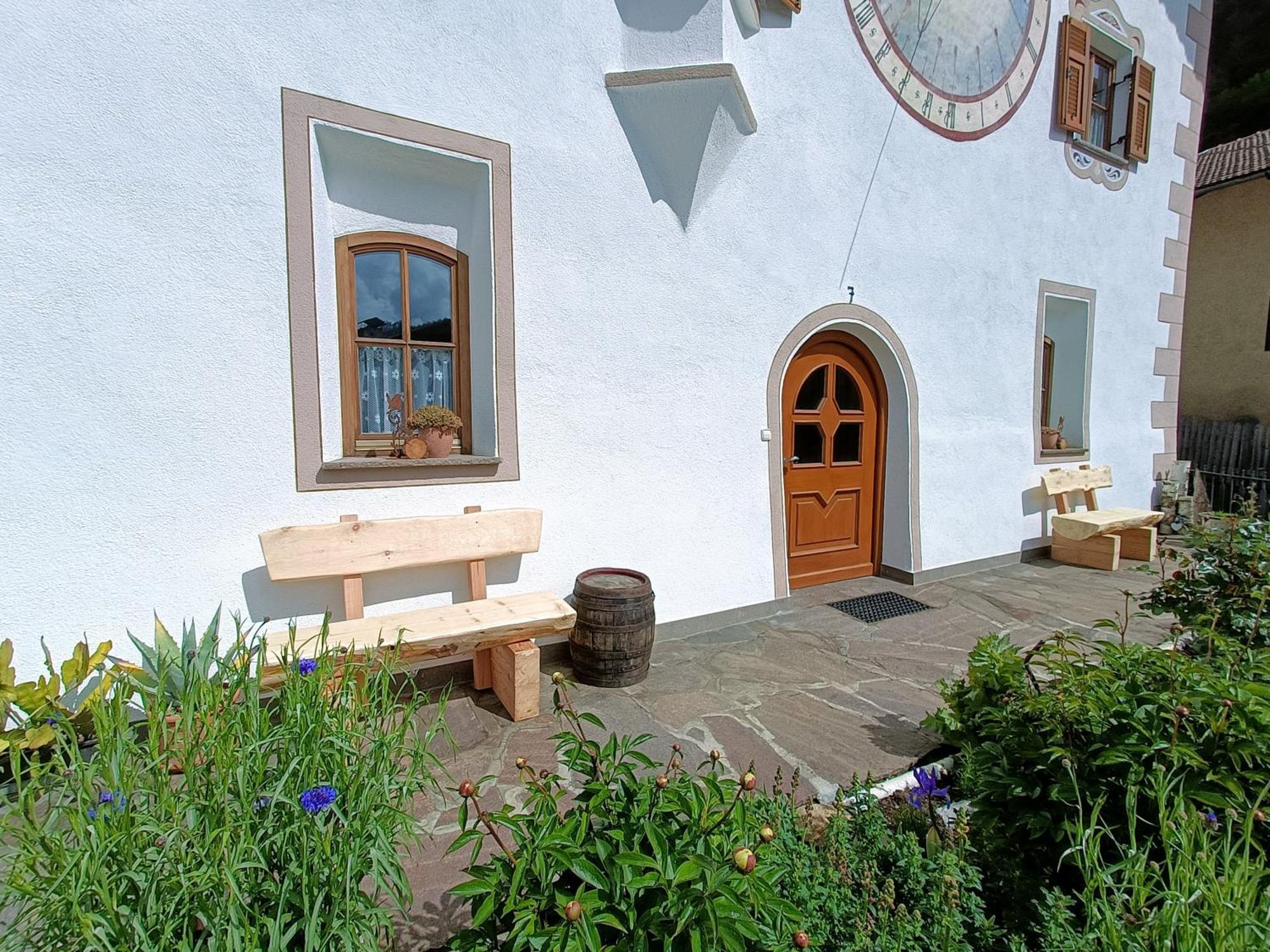 Gosthof Kastelruth Apartamento Exterior foto